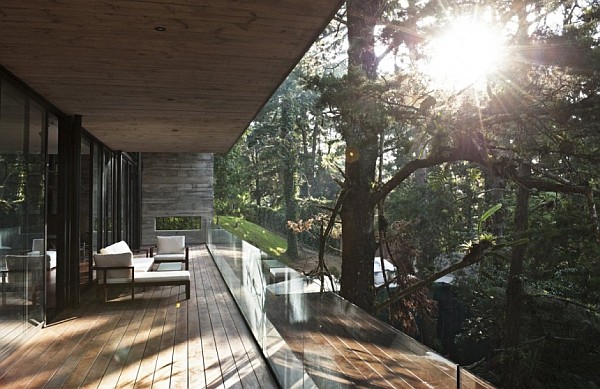 Corallo House by Paz Arquitectura - wooden deck