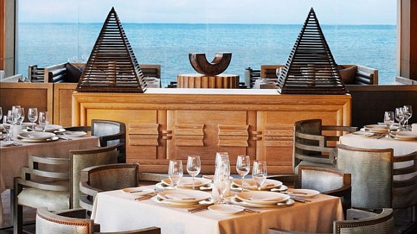 Dapper West Indian Viceroy Villas - dining setting