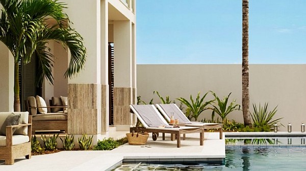 Dapper West Indian Viceroy Villas - lounger at pool