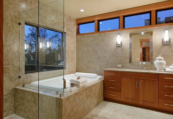 Harrison Street Residence large bathroom