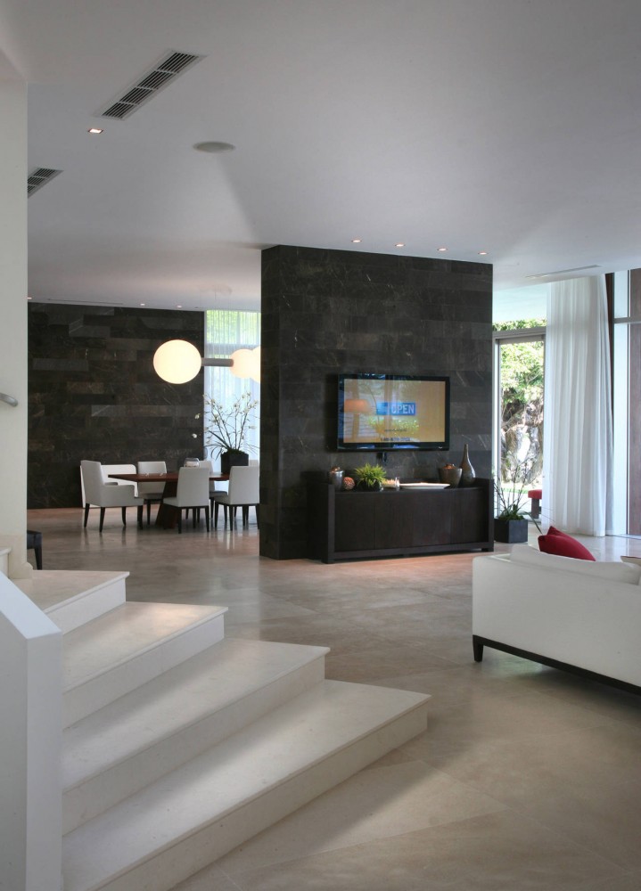 La Gorce Residence in Miami luxury living room furniture