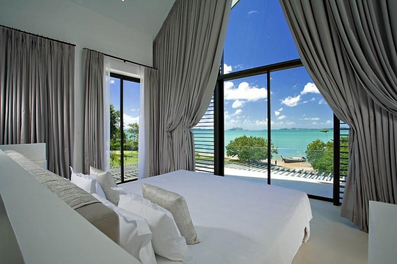 Luxurious Phuket Villa - stunning bedroom with sea views