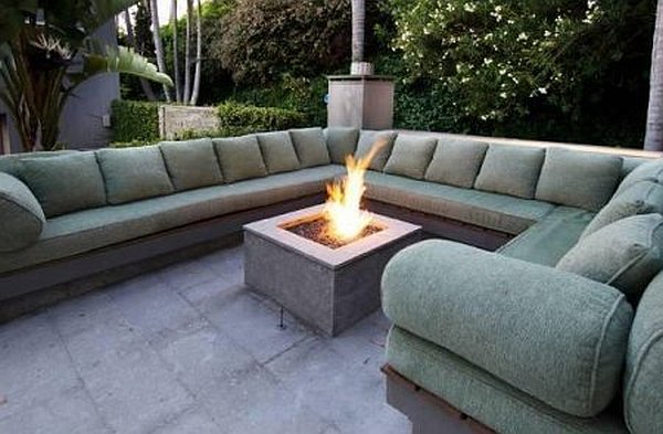 Malibu Contemporary Villa - outdoor sofa