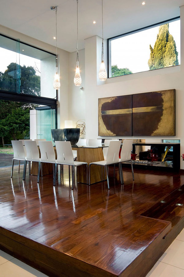 Moss Oaklands Residence contemporary dining table