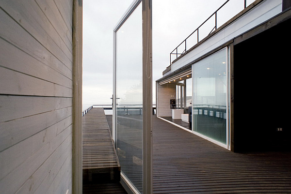 Tacna Hill Beach House wooden interior & exterior