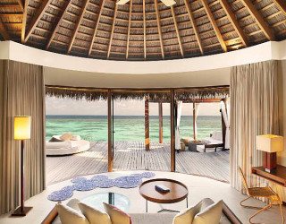 W Retreat and Spa in Maldives Beckons You for the Holidays  