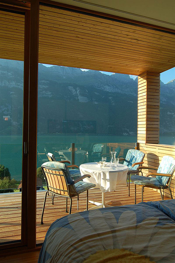 Wohnhaus-Am-Walensee-Swiss-House-outdoor-terrace