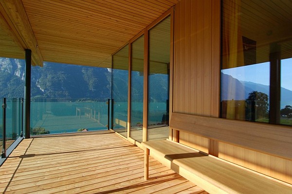 Wohnhaus Am Walensee Swiss House with wooden deck and lake views