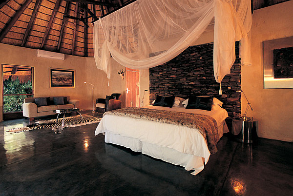 bedroom decorating with safari theme