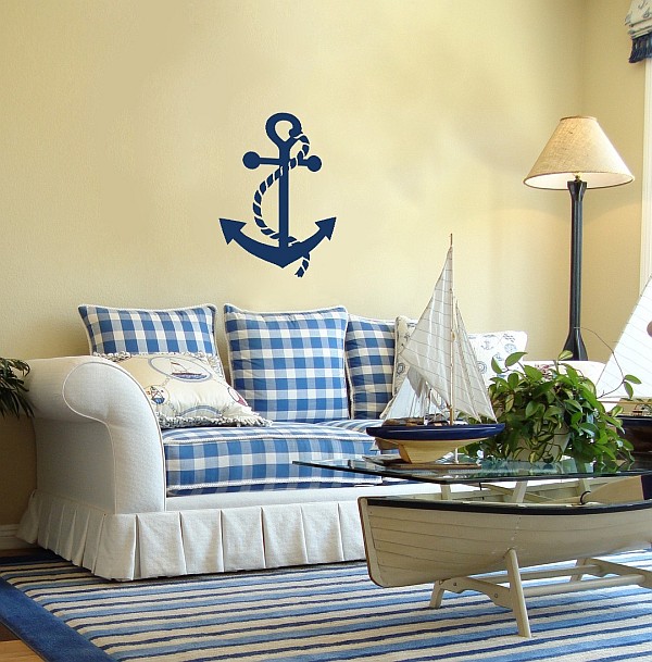 blue-white-striped-living-room-with-nautical-theme