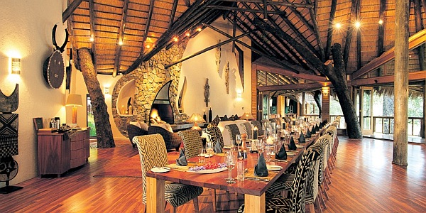 safari-themed-dining-area