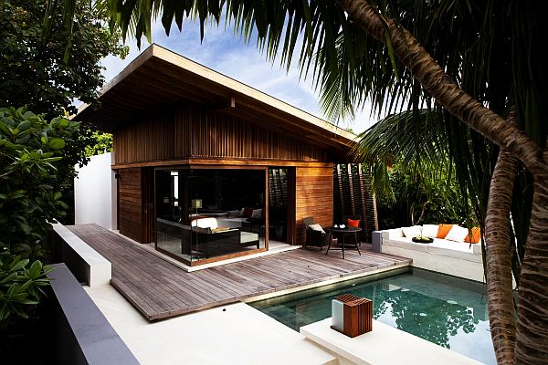 wooden luxury beach house design