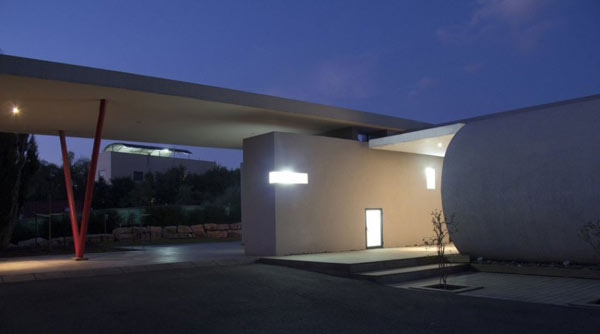 Beam-House-by-Uri-Cohen-Architects5