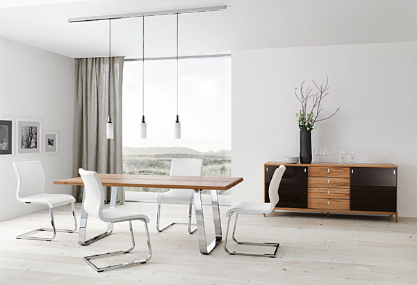 Decorating With Chrome Furniture, Modern Chrome Dining Room Chairs