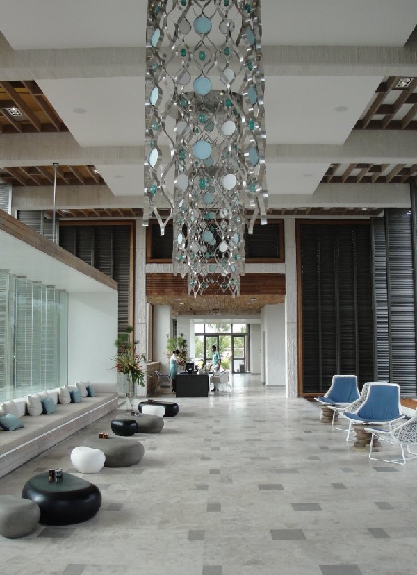 Long Beach Hotel - Mauritius - luxury interior hall
