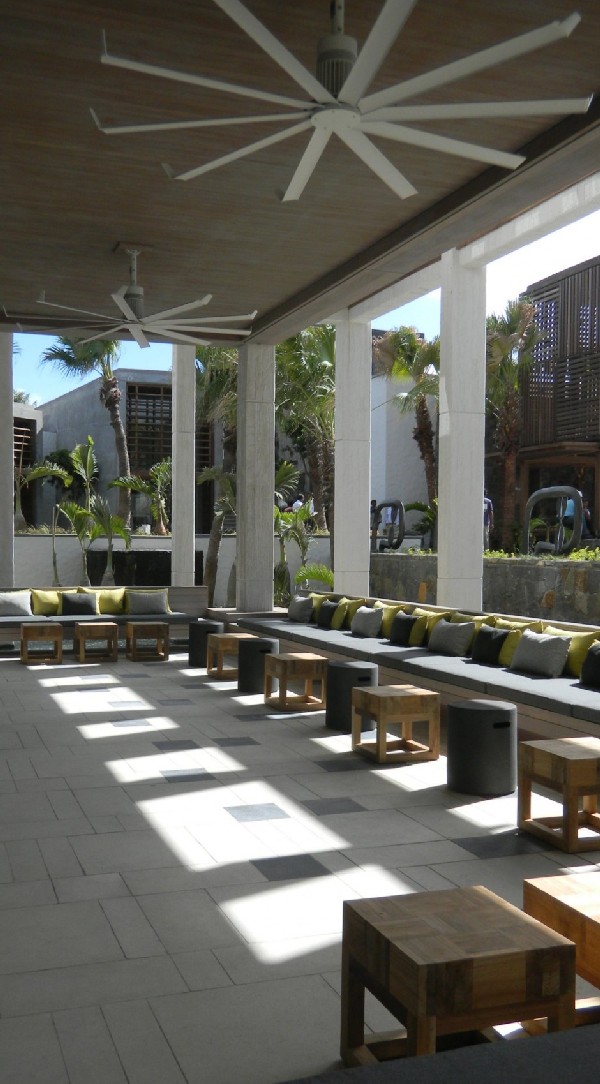 Long Beach Hotel - Mauritius - luxury patio