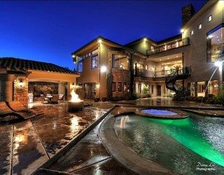 Luxury Tuscan Style Mansion in Washington is An Entertainer’s Paradise