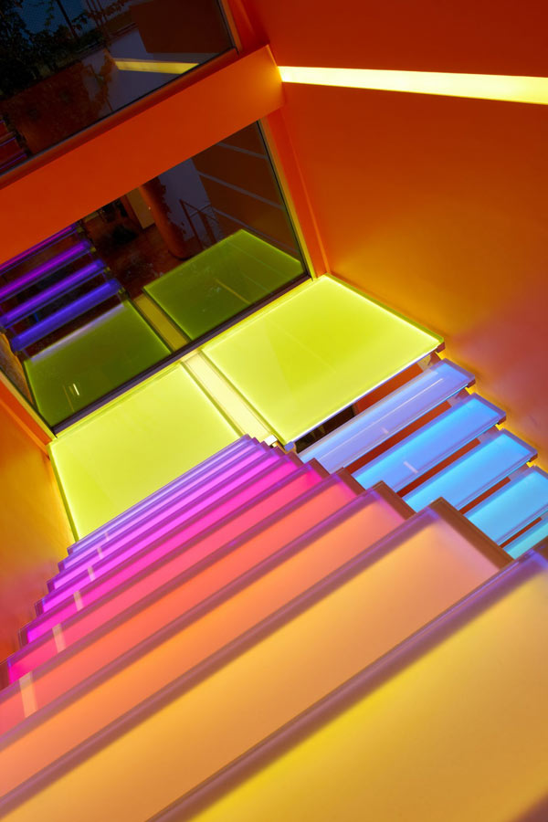 Orange-House-in-Turkey-glass-staircase