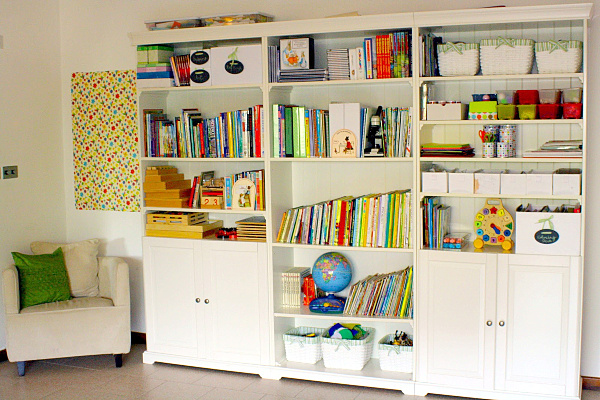 Playroom-Bookshelves