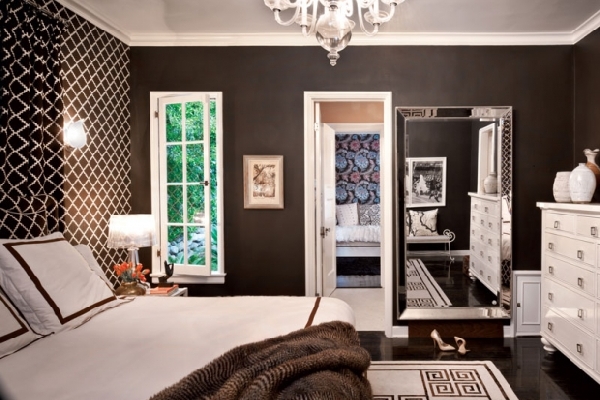 brown-and-white-bedroom-design-idea
