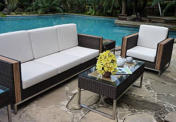 chic patio furniture