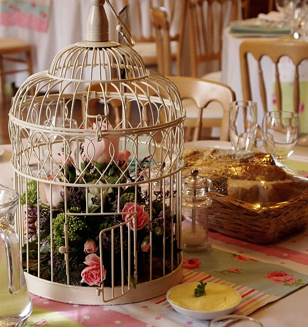 home decor with birdcages