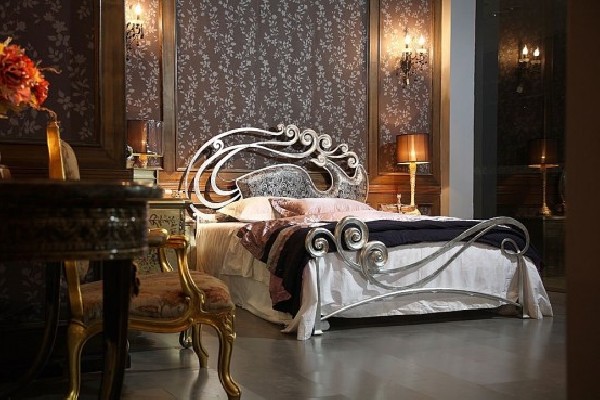 metal-bed-iron-contemporary-bedroom