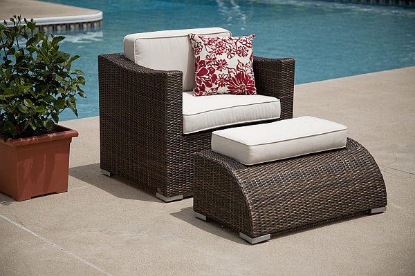 modern sleek patio furniture