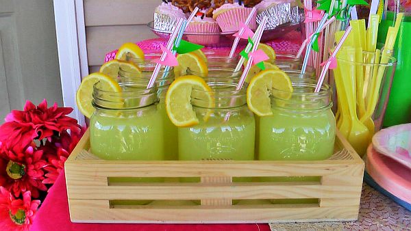 small-pint-DIY-jar-for-lemonade