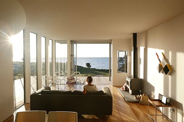 Otama Beach House 11 - ocean views living room