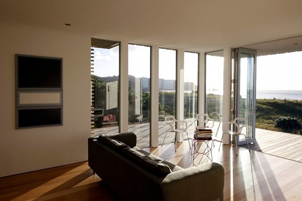 Otama Beach House 12 - sea view living room