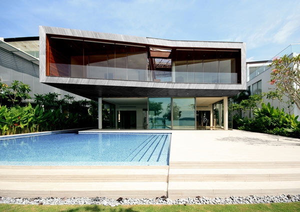 Stereoscopic House Singapore 2 - villa with translucent base and stylish pool