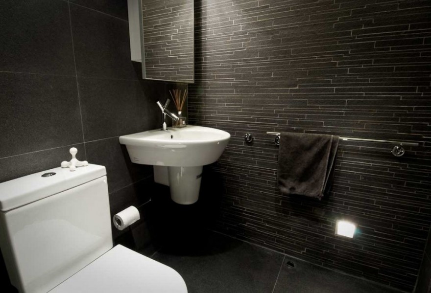 black tiles bathroom design