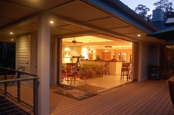 contemporary-outdoor-patio-with-sleek-wooden-deck
