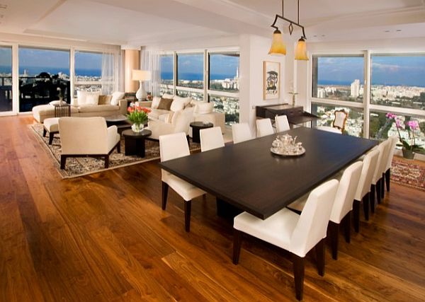 dining-room-design-with-stunning-views-and-rug-on-hardwood-floors