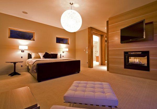 luxurious-comfortable-master-bedroom