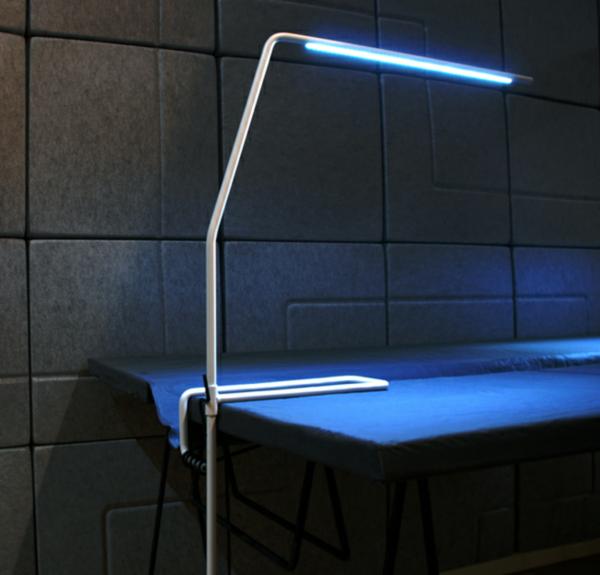 modern-task-lamp