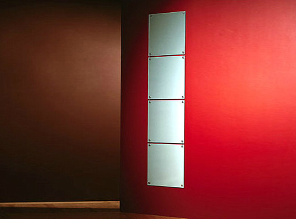 square-hanging-wall-mirrors-600x444