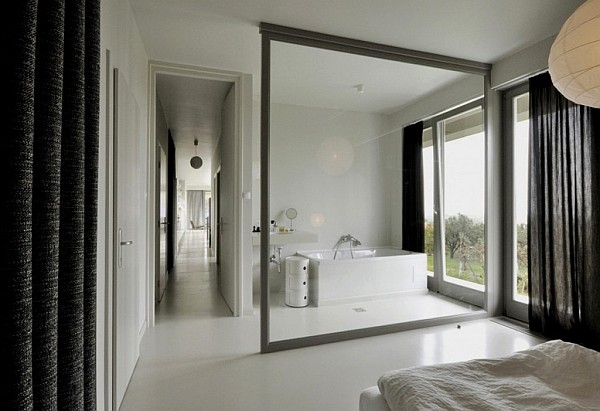 white minimalist bedroom decoration