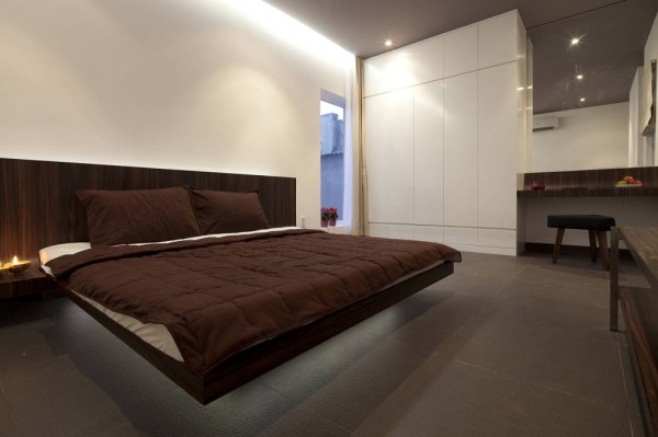 Go-Vap-Modern-House-minimalist-bedroom-design-600x399