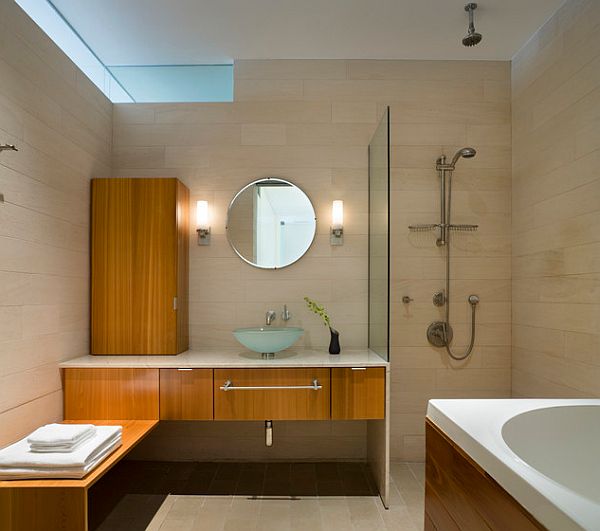 Simple Bathroom Design with doorless shower