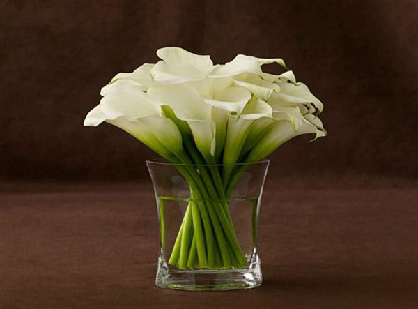 calla-lilly-floral-arrangement