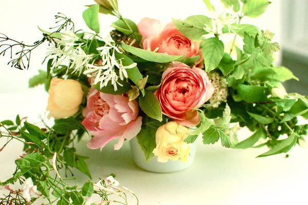 garden-rose-arrangement