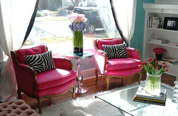 traditional-living-room-with-pink-chairs