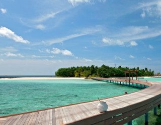 5-star Constance Moofushi Resort in Maldives 1