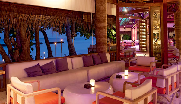 5-star Constance Moofushi Resort in Maldives 12