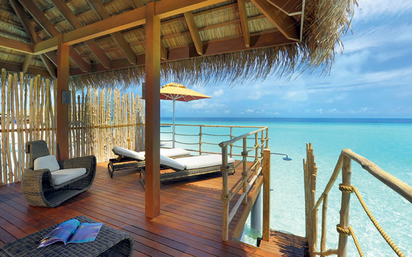 5-star Constance Moofushi Resort in Maldives 3