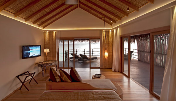 5-star Constance Moofushi Resort in Maldives 5