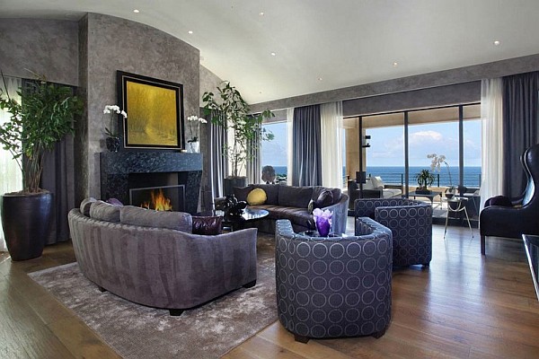 Luxury Beach House, Laguna Beach, California - blue inspired living room