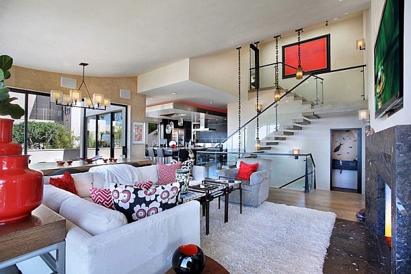Luxury-Beach-House-Laguna-Beach-California-colorful-living-room
